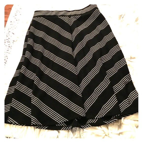 Joe B Chevron Skirt