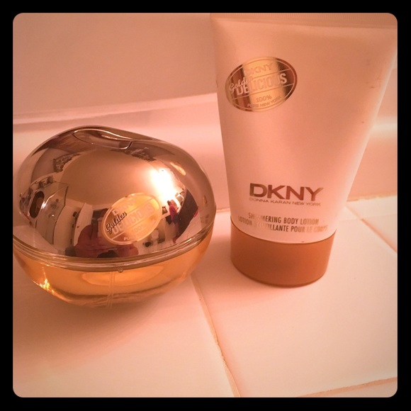 DKNY GOLDEN DELICIOUS SET