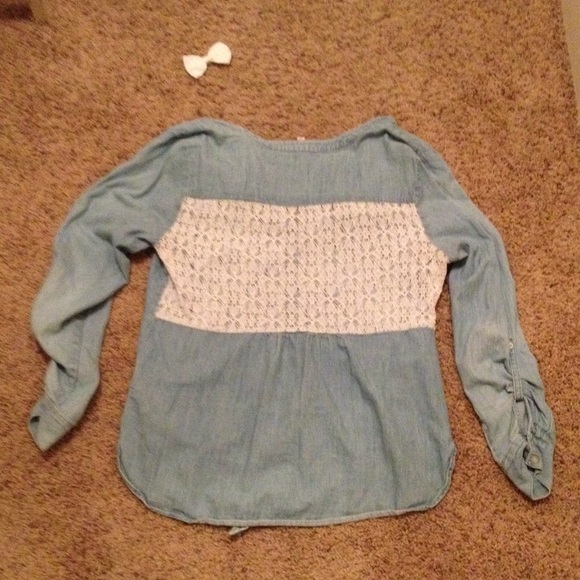 Button up jean lace jacket! - Picture 3 of 4