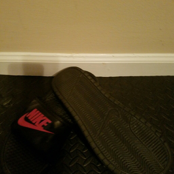 Beach or pool slides