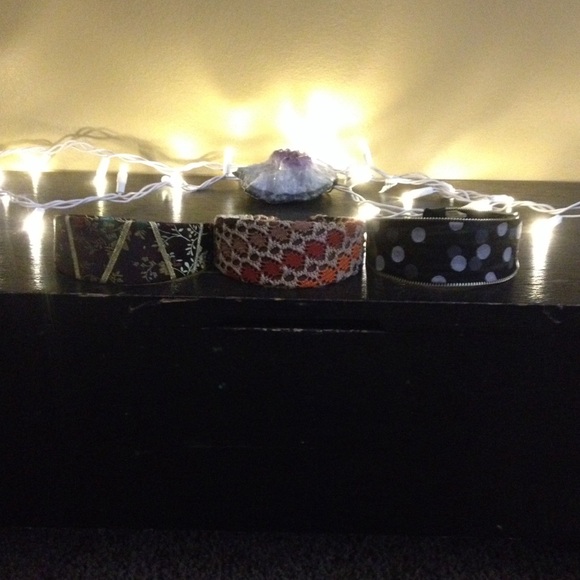 Four cute headbands! - Picture 2 of 4