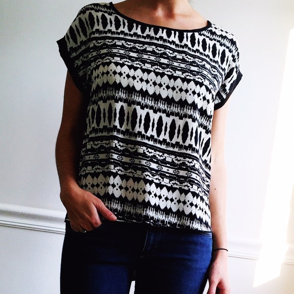 Black and white Shirt