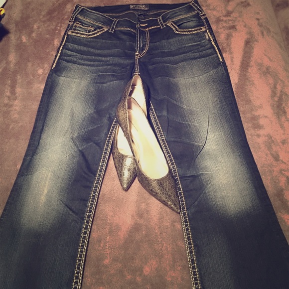 Silver Suki mid boot