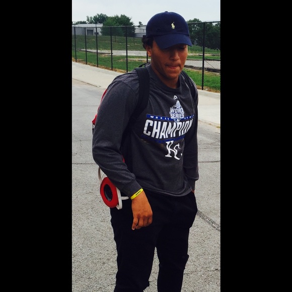 Meet your Posher, Lewis - Picture 1 of 1