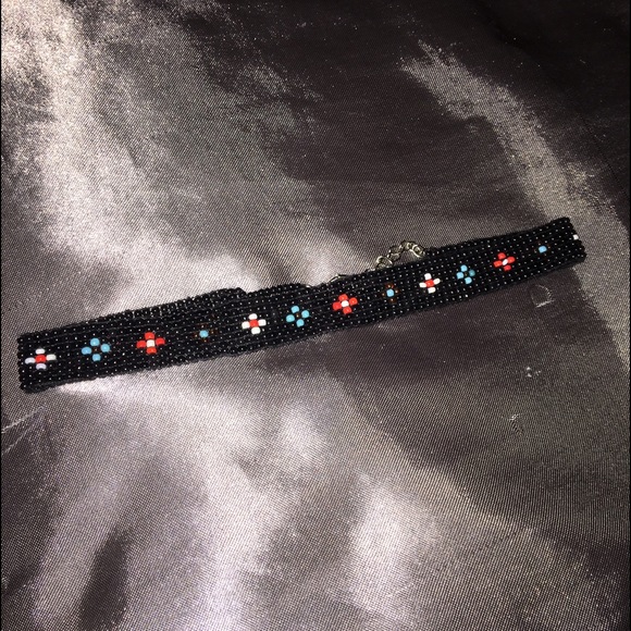 Actual 90's Beaded Flower Choker