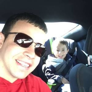 Meet your Posher, Luis