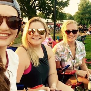 Meet your Posher, Alicia