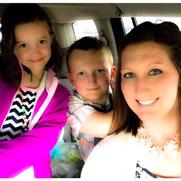 Meet your Posher, Jennifer - Picture 1 of 1