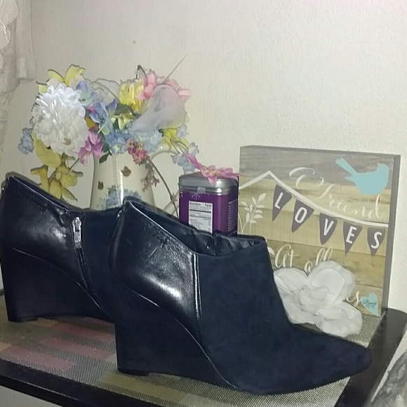 Suede and leather wedges - Picture 3 of 4