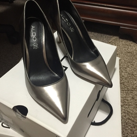 Aldo pumps silver/grey TRADE???