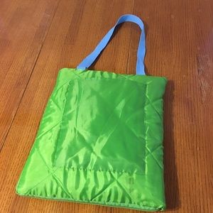 Easy foldable picnic blanket!!!