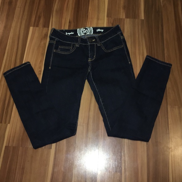 Dark wash skinny jeans