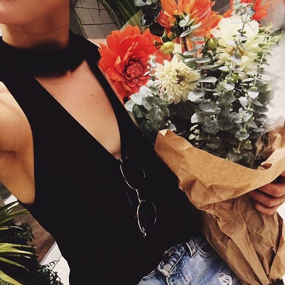 ❤The Choker Tank - Picture 6 of 6