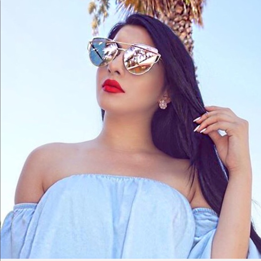 NEW🌸❣️ Retro Mirrored Rose Gold Sunnies💕 - Picture 6 of 8