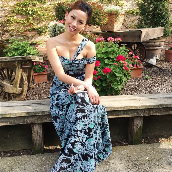 BCBG Printed Long Dress - Picture 4 of 4