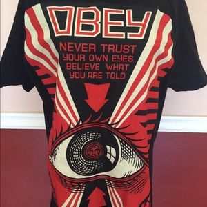 OBEY by Shepard Fairey Mens Black Graphic Tee sz M