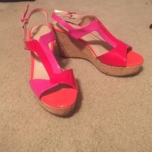 Pink and red wedges