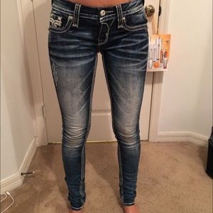Authentic Rock Revival skinny jeans