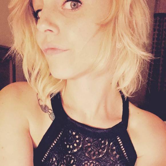 Meet your Posher, Samantha - Picture 1 of 1
