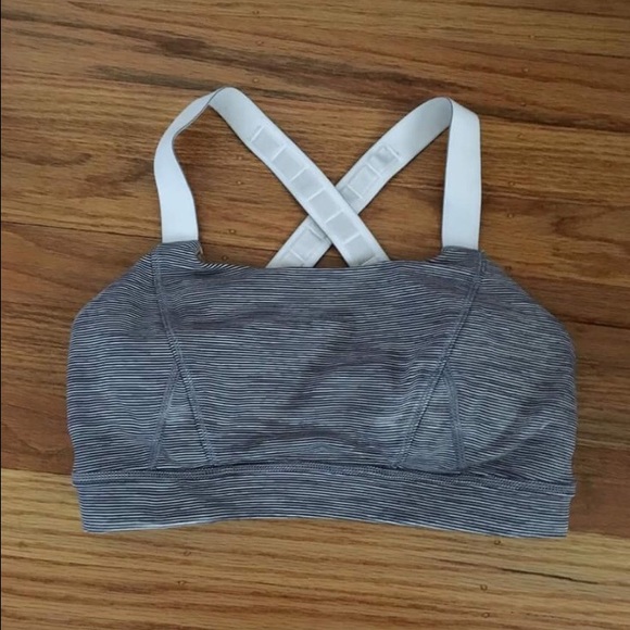 Lululemon sports bra with snap straps