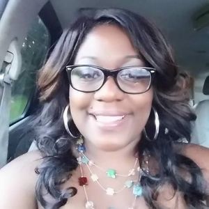 Meet your Posher, Ebony