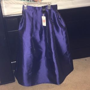 Woman skirt