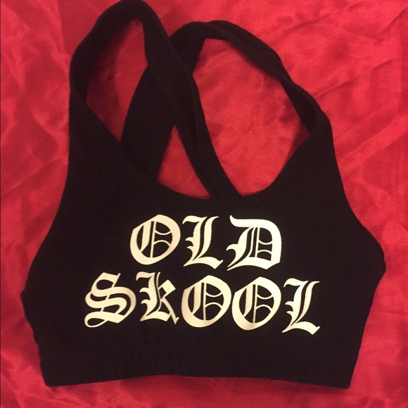 Old school crop top !