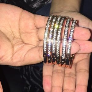 18kt gold plated bangle