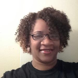 Meet your Posher, Elouise