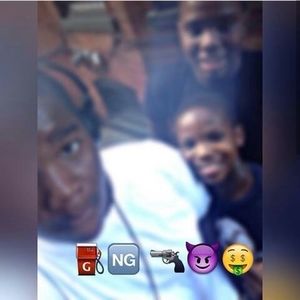 Meet your Posher, Kenyatta