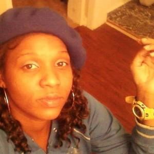 Meet your Posher, Nelly