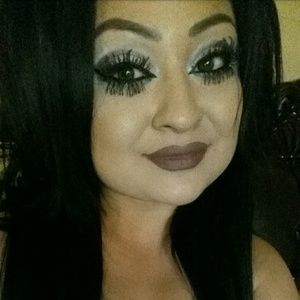 Meet your Posher, Erika