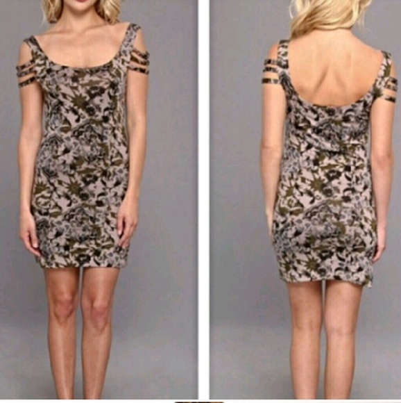 🔴NWT🔴 FREE PEOPLE cage sleeve body con dress