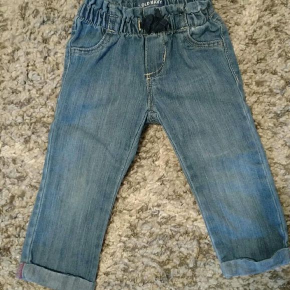 Old Navy toddler girl's jeans .
