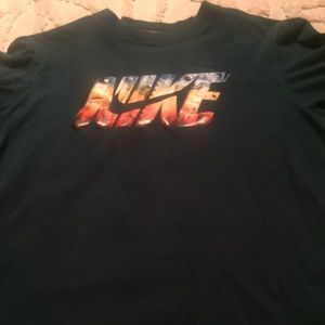Boys Nike tee