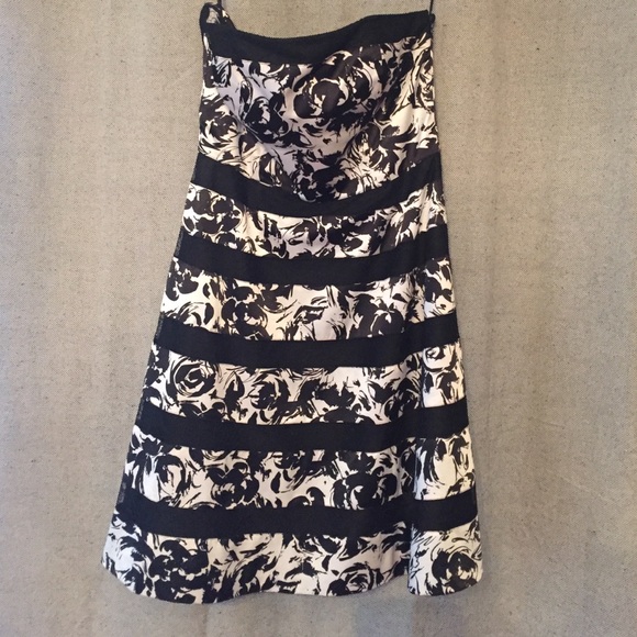 White House Black Market Dress