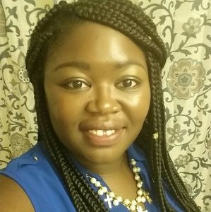 Meet your Posher, Alicia