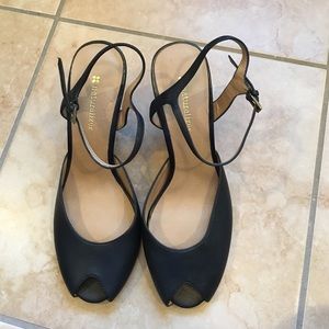 NWOT Naturalizer Peep Toe w/ ankle strap pumps 👠
