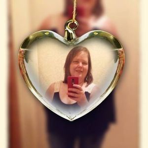 Meet your Posher, Leigh