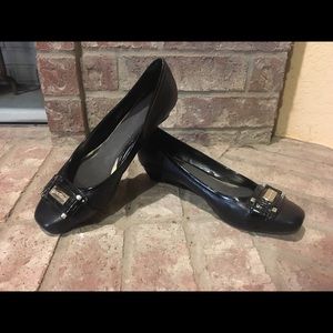 Antonio Melani Black Small Wedge Shoes Size 9.