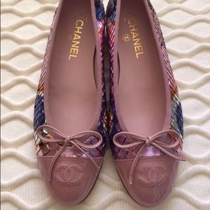 SOLD New CHANEL Python FLats