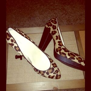 NWOTCheetah printed Calvin Klein pumps.Cow fur