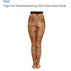 Teeki hot pants xs-Awakening Gold, new with tags