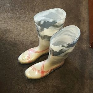 Burberry rainboots