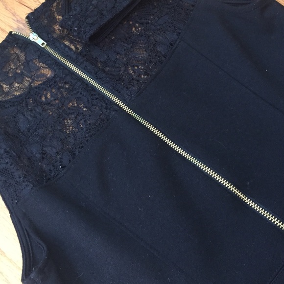 Black dress - Picture 4 of 4