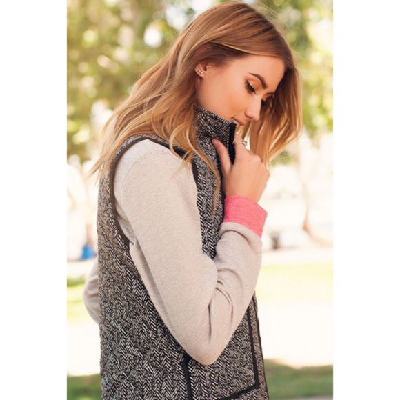 LAST ONE!! Padded Herringbone Vest - Picture 3 of 3