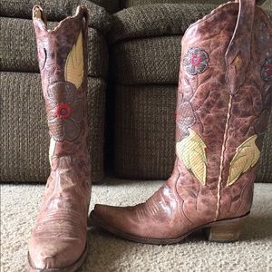 Corral Cowgirl Boots! 🌺Worn Once! No longer made!