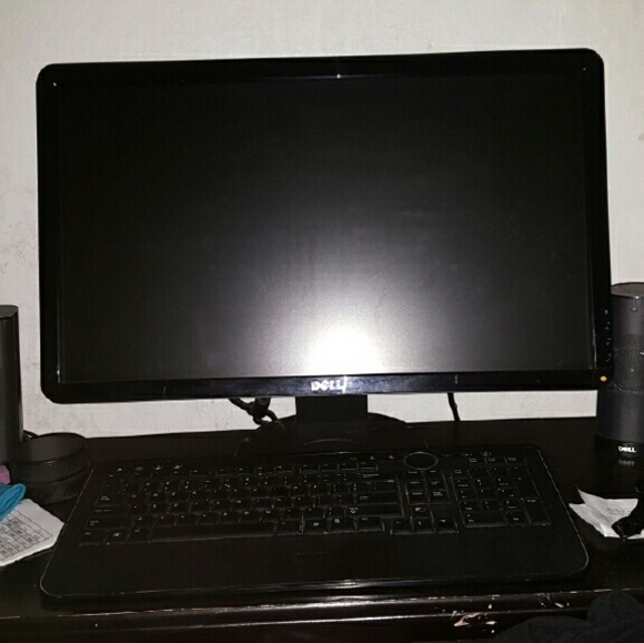 Dell desktop computer - Picture 1 of 1