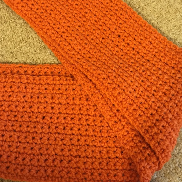 Infinity scarf - Picture 3 of 3