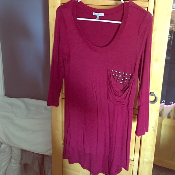 Clothes - Picture 1 of 1